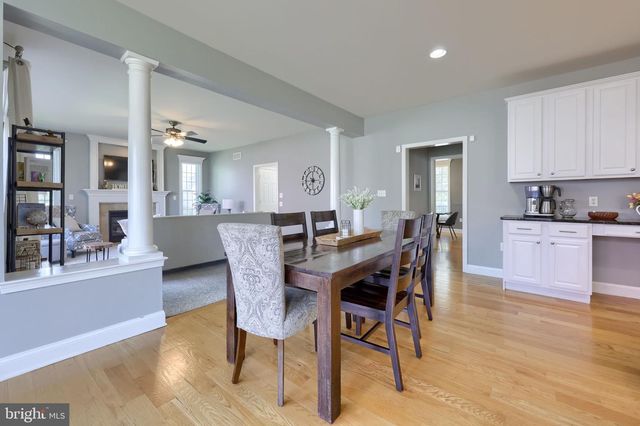 328 COBBLERS CT, Lititz, PA 17543