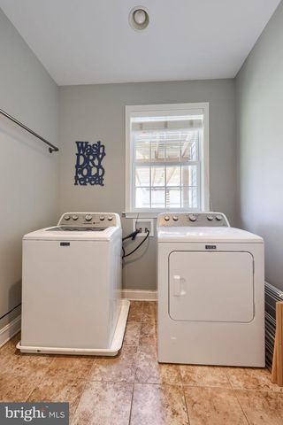 328 COBBLERS CT, Lititz, PA 17543