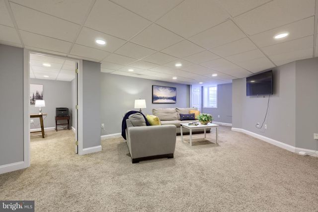328 COBBLERS CT, Lititz, PA 17543