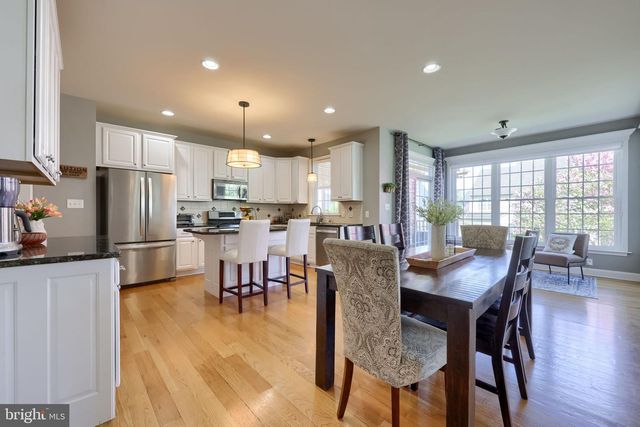 328 COBBLERS CT, Lititz, PA 17543