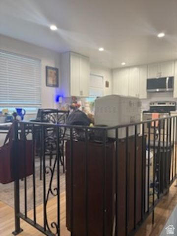 1012 E BELL DR, Sandy, UT 84094