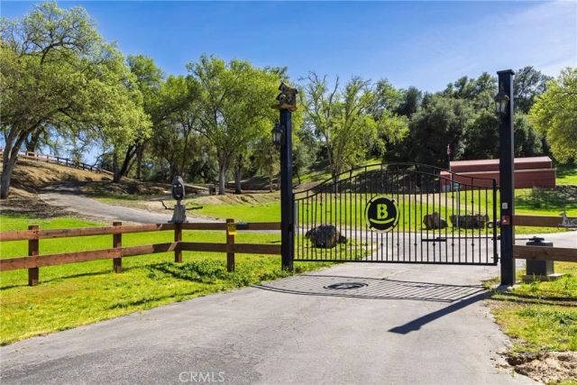 5550 Las Tablas Bay, Paso Robles, CA 93446