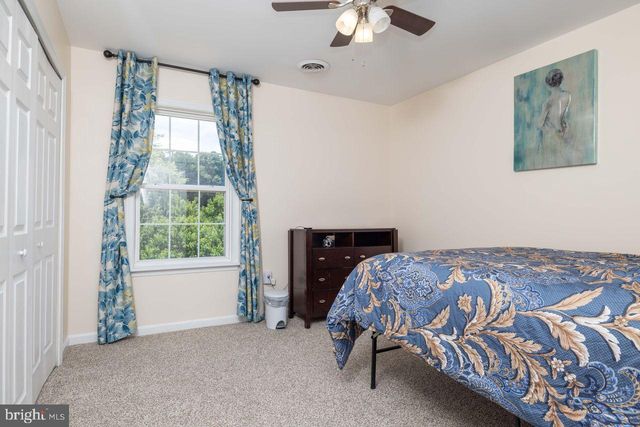 20 TURNINGLEAF CT, Dover, DE 19904