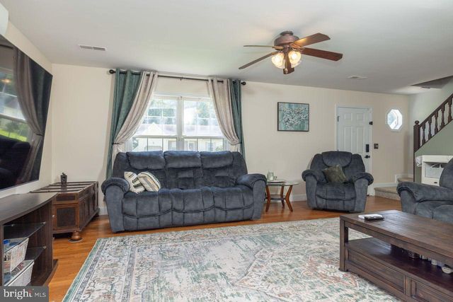 20 TURNINGLEAF CT, Dover, DE 19904