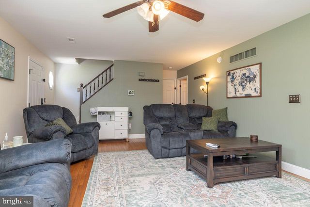 20 TURNINGLEAF CT, Dover, DE 19904