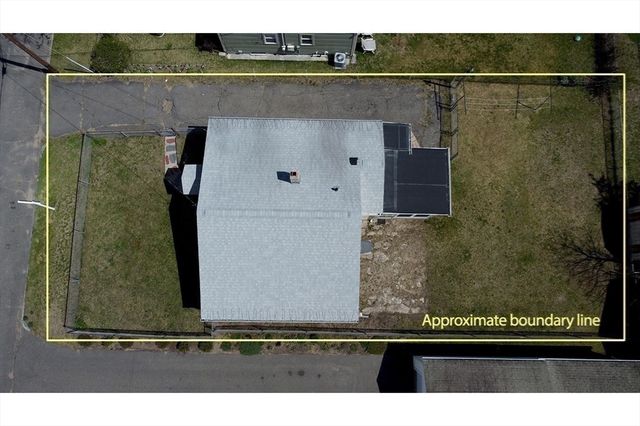 17 Mcbride St, Springfield, MA 01104