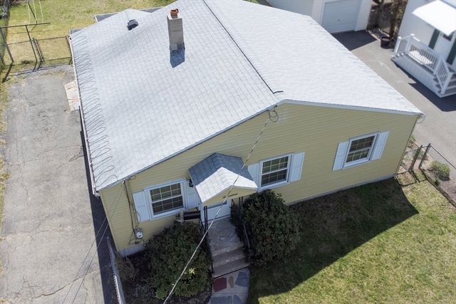 17 Mcbride St, Springfield, MA 01104
