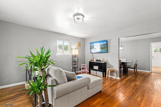 401 White St, City Of Orange Twp., NJ 07050