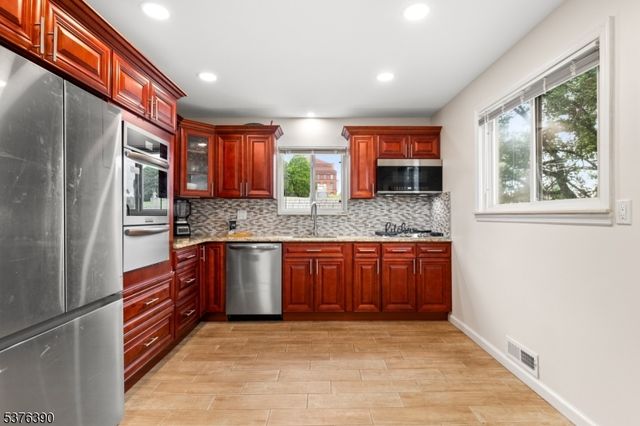 401 White St, City Of Orange Twp., NJ 07050