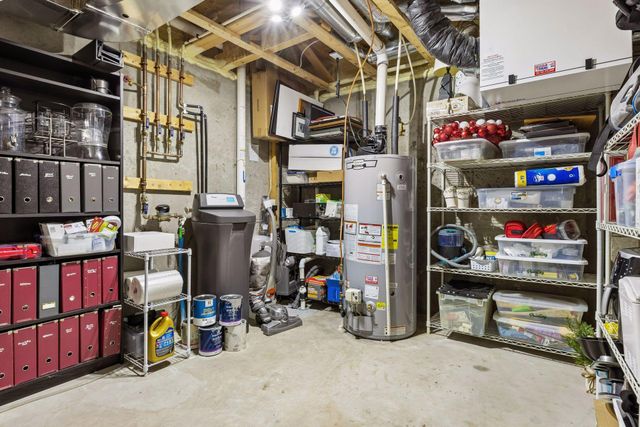 17395 70th Avenue N, Maple Grove, MN 55311