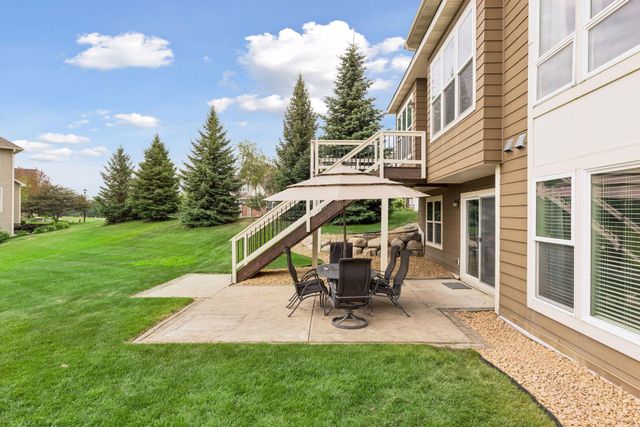 17395 70th Avenue N, Maple Grove, MN 55311