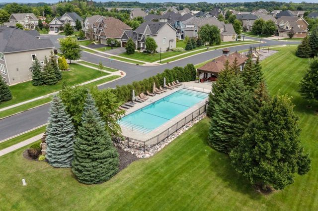 17395 70th Avenue N, Maple Grove, MN 55311