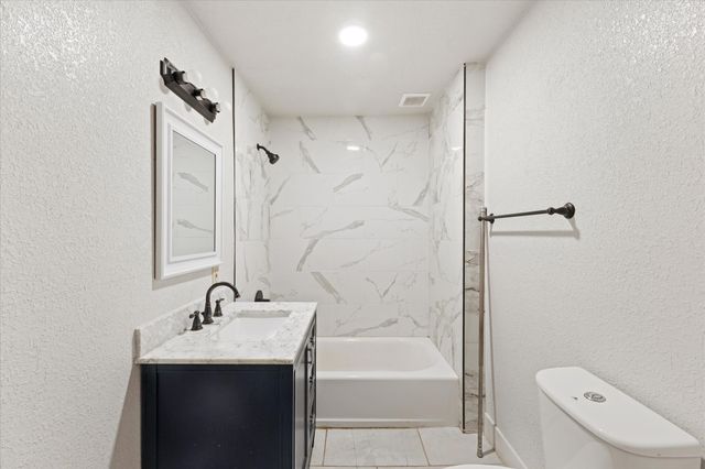 725 S Walnut Street, Sherman, TX 75090