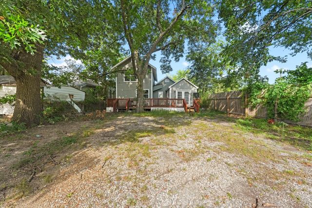 725 S Walnut Street, Sherman, TX 75090