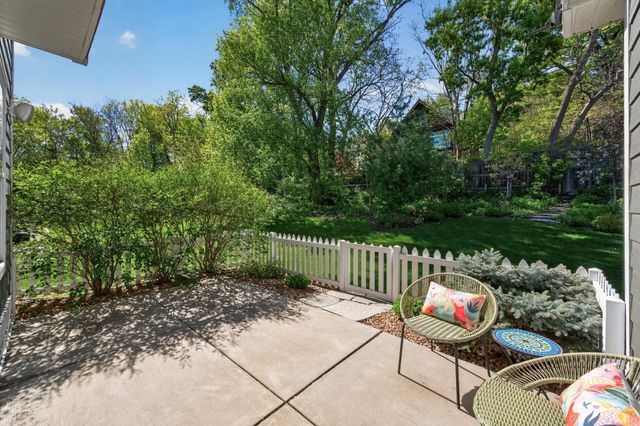 359 Pleasant Avenue, Saint Paul, MN 55102