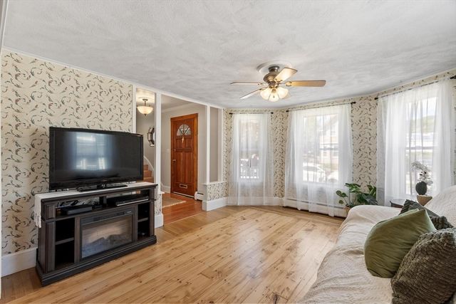 20 Conomo Ave, Lynn, MA 01904