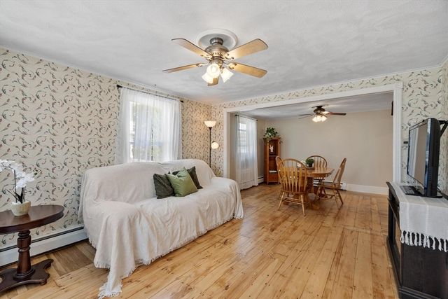 20 Conomo Ave, Lynn, MA 01904