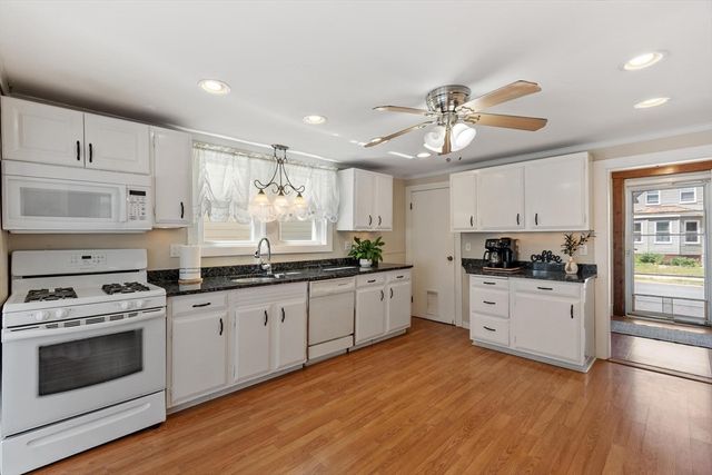 20 Conomo Ave, Lynn, MA 01904