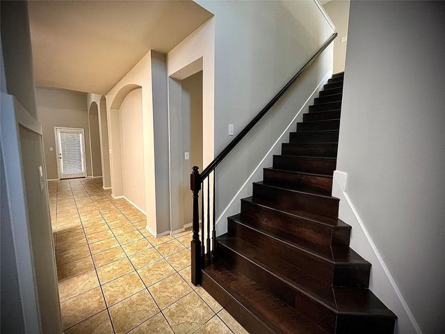3216 Versante Drive, Bedford, TX 76021