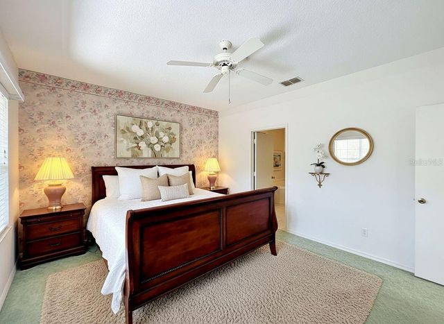3022 COTTAGE GROVE COURT 1807, Orlando, FL 32822