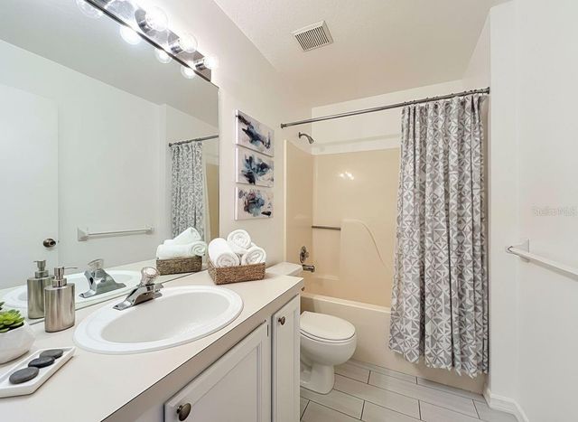 3022 COTTAGE GROVE COURT 1807, Orlando, FL 32822