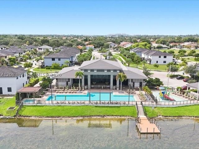 15603 NW 88th Ave, Miami Lakes, FL 33018