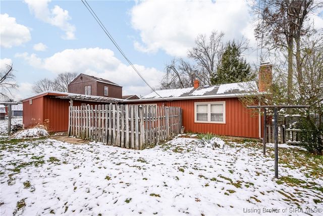 2725 Hillview Drive, New Albany, IN 47150