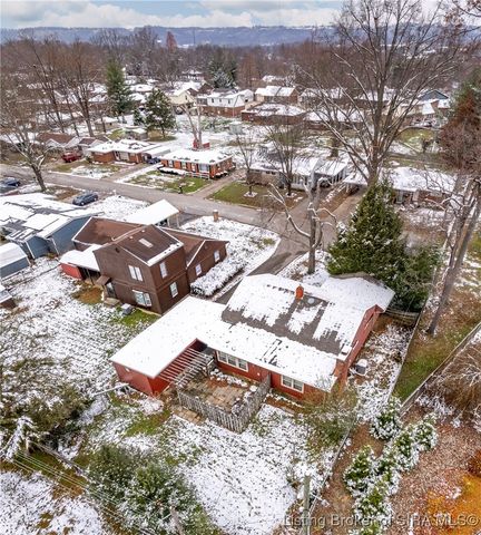 2725 Hillview Drive, New Albany, IN 47150