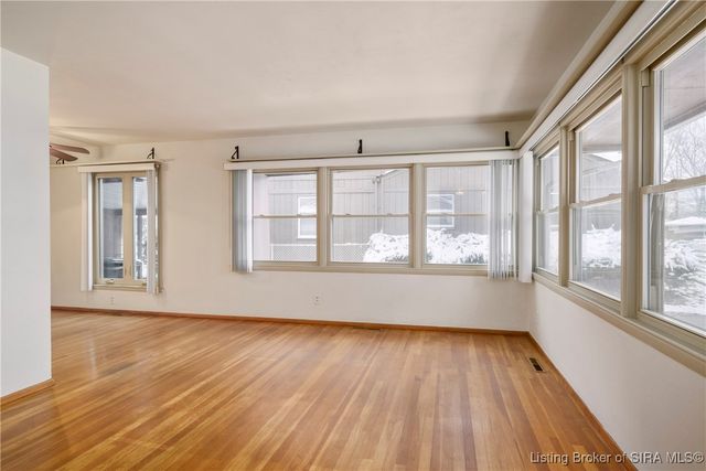 2725 Hillview Drive, New Albany, IN 47150