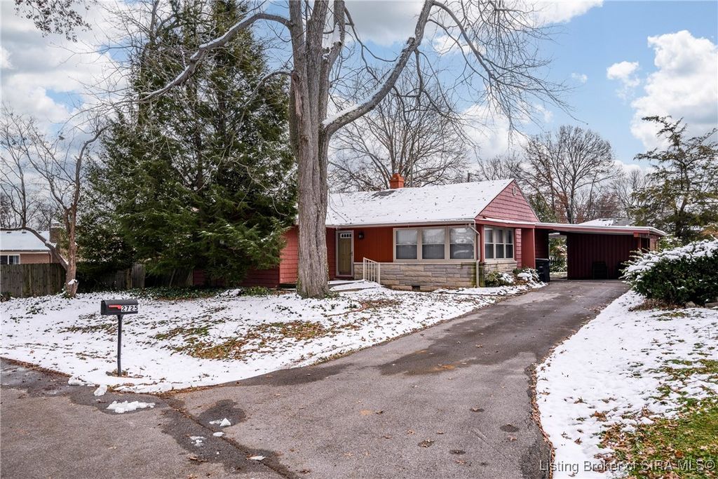 2725 Hillview Drive, New Albany, IN 47150