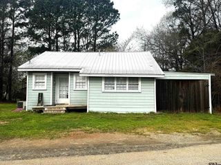 2108 CR 4110, Pittsburg, TX 75686