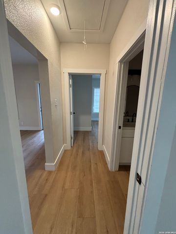 204 Gorman, San Antonio, TX 78202