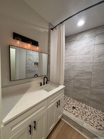 204 Gorman, San Antonio, TX 78202