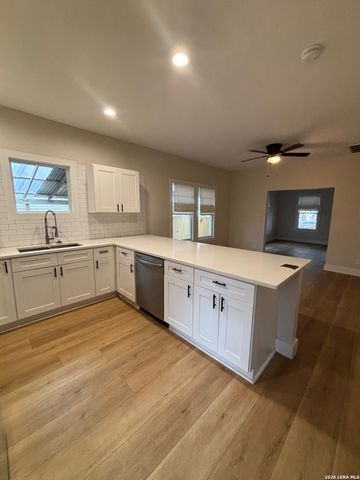 204 Gorman, San Antonio, TX 78202