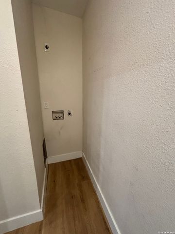 204 Gorman, San Antonio, TX 78202