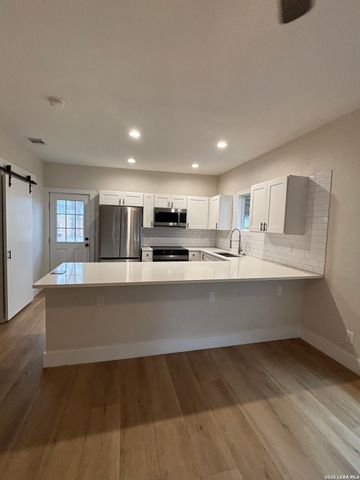 204 Gorman, San Antonio, TX 78202