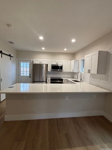 204 Gorman, San Antonio, TX 78202