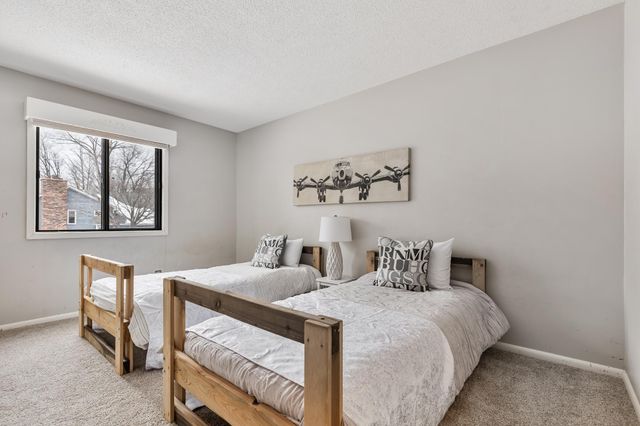 4626 Lenore Lane, Eagan, MN 55122