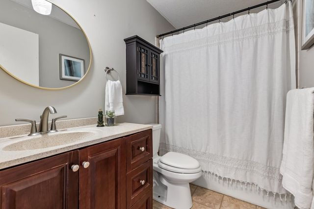 4626 Lenore Lane, Eagan, MN 55122