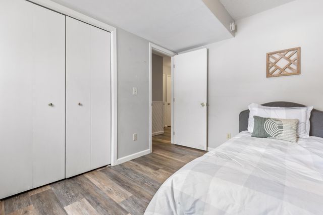 4626 Lenore Lane, Eagan, MN 55122