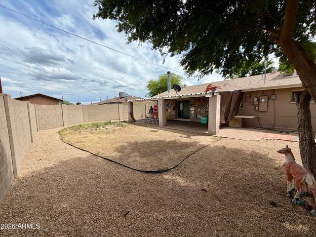 3612 W PALMAIRE Avenue, Phoenix, AZ 85051