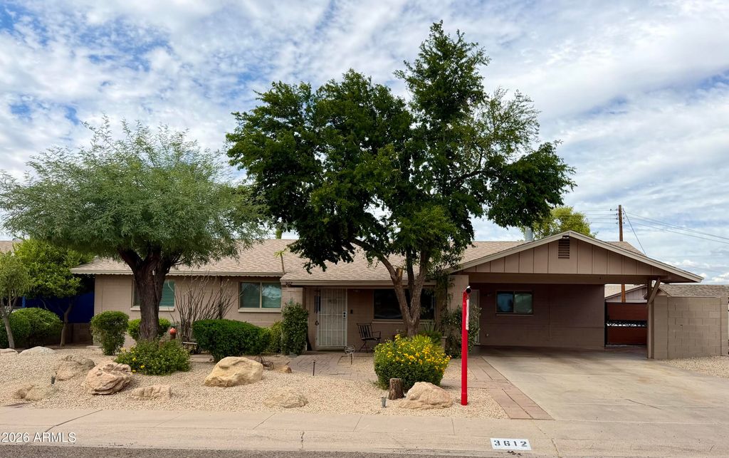 3612 W PALMAIRE Avenue, Phoenix, AZ 85051
