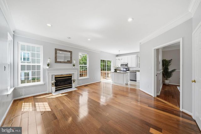 8612 CASTLEBAR WAY, Montgomery Village, MD 20886