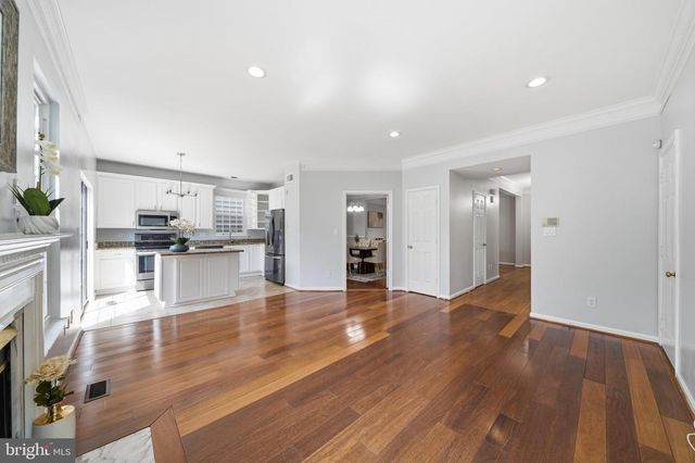 8612 CASTLEBAR WAY, Montgomery Village, MD 20886