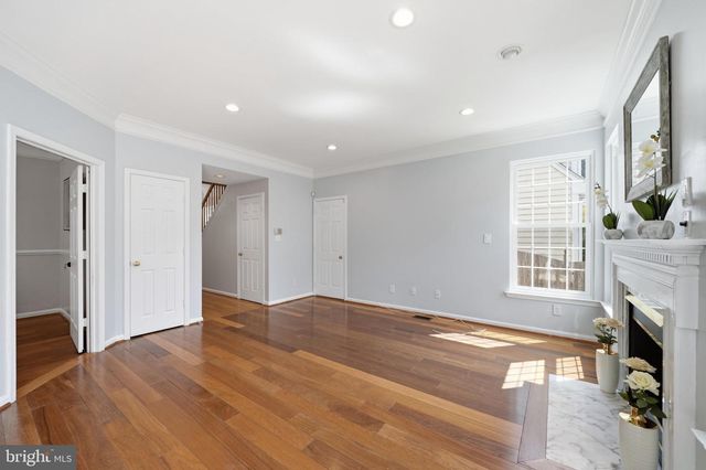 8612 CASTLEBAR WAY, Montgomery Village, MD 20886