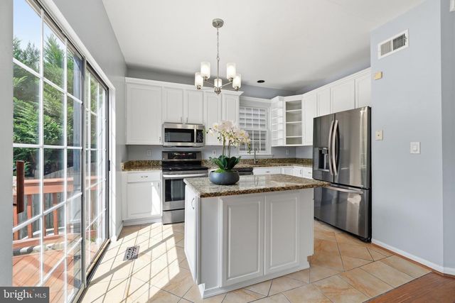 8612 CASTLEBAR WAY, Montgomery Village, MD 20886