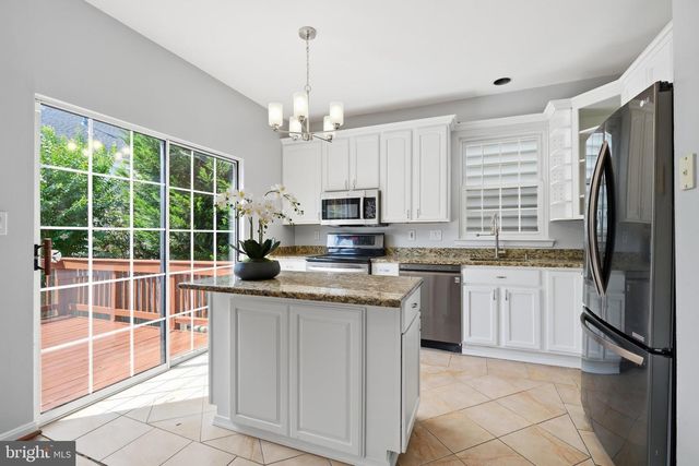 8612 CASTLEBAR WAY, Montgomery Village, MD 20886