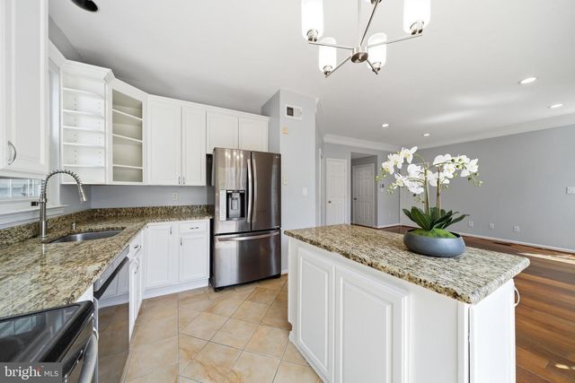 8612 CASTLEBAR WAY, Montgomery Village, MD 20886