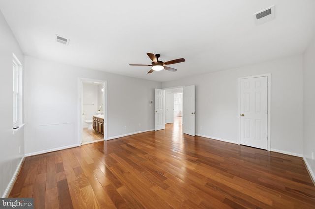 8612 CASTLEBAR WAY, Montgomery Village, MD 20886