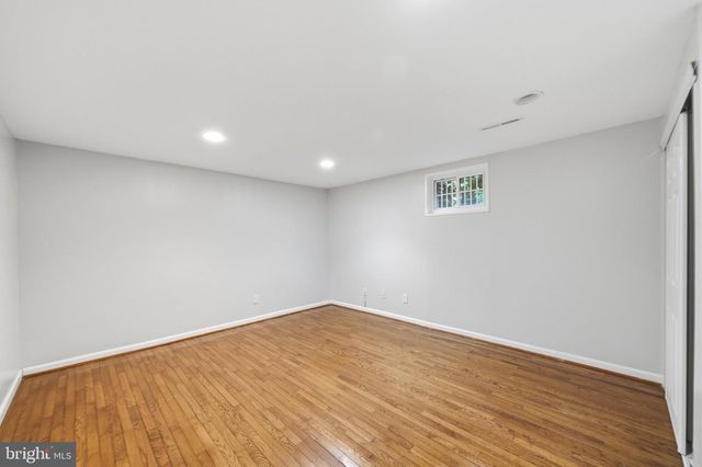 8612 CASTLEBAR WAY, Montgomery Village, MD 20886